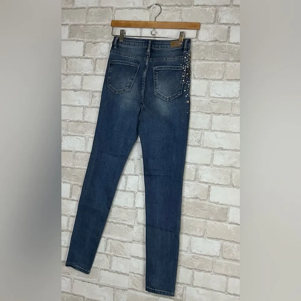 NWT Denim Couture Red Embellished Blue Skinny Jeans Size 5